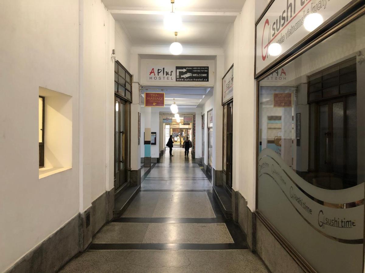 A Plus Hostel - Centrum Прага Екстер'єр фото