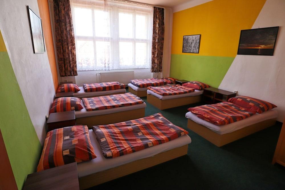 A Plus Hostel - Centrum Прага Екстер'єр фото